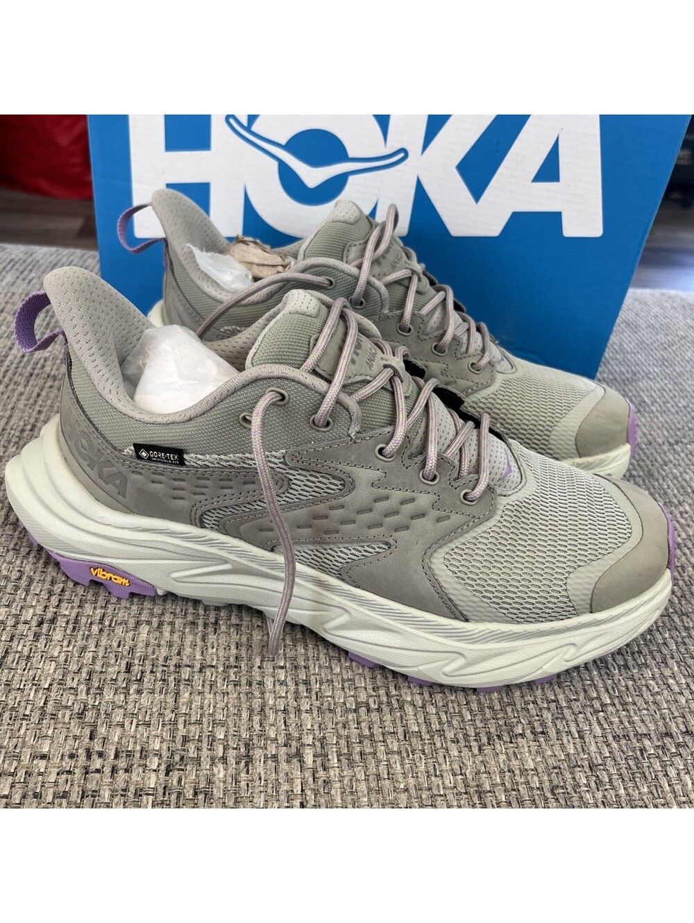 Women's Anacapa 2 Low GTX hiking shoe in size US 9 (floor sample) Hike Granola